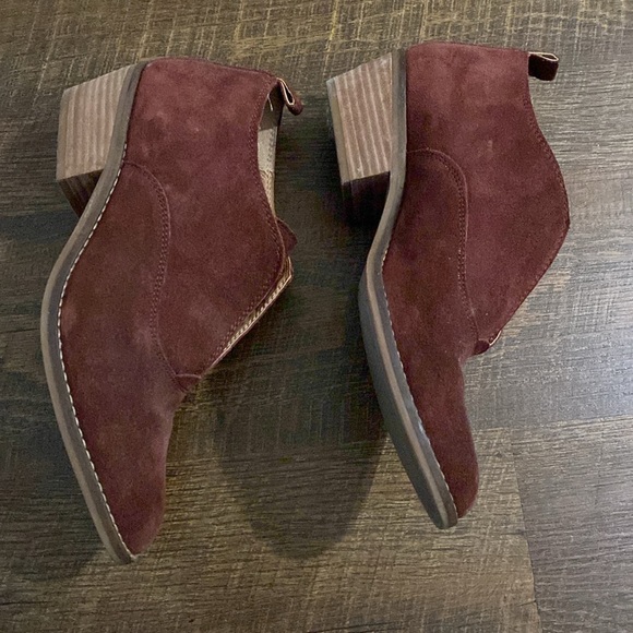 Lucky Brand Burgundy Suede Booties - Picture 2 of 4